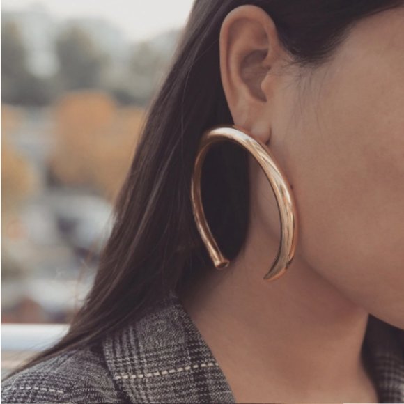 Trendy Open Gold Hoops - Picture 2 of 4